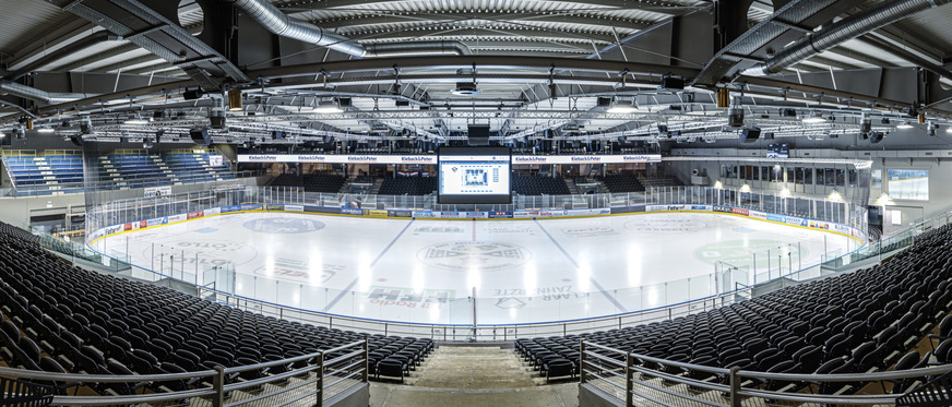 Bild 4 Nordhessen Arena in Kassel: Hier vernetzt Qanteon sämtliche Anlagen für Wärme, Kälte, Strom, Lüftung, Verschattung und Elektroauto-Management in einer zentralen, ganzheitlichen Automationslösung.