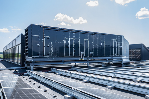 © robatherm Bild 1 Da die NExT Factory auf Weitsicht gebaut ist, muss auch die Gebäudetechnik dem hohen Anspruch gerecht werden.
