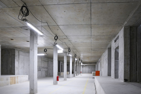 © Walther-Werke Bild 1 Gutes, blend- und möglichst schattenfreies Baustellenlicht verbessert die Arbeitsleistung, Arbeitsqualität und Sicherheit auf Baustellen.